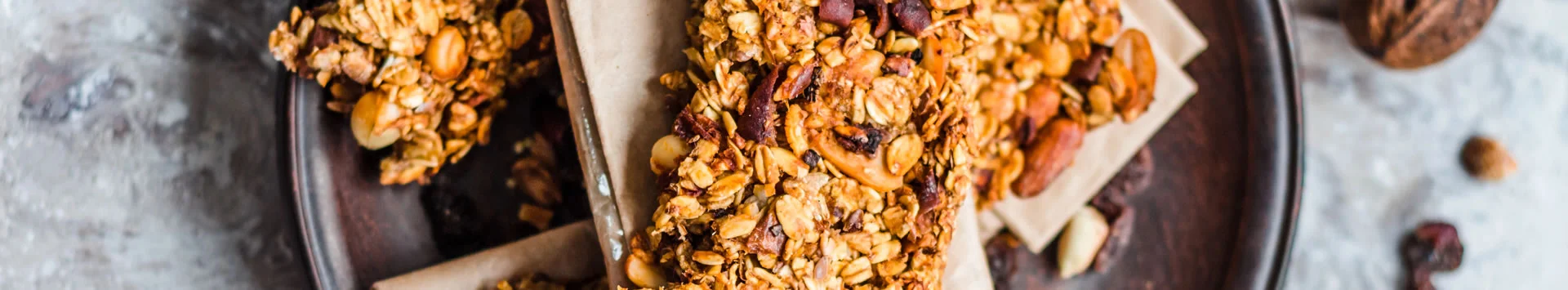 Convenient protein snack product range